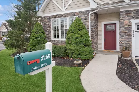 2269 Dalton Dr #52, Cortlandt, NY 10567