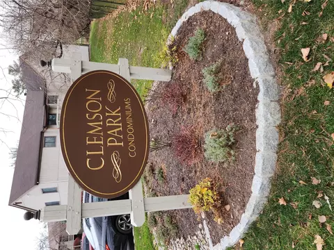 142 Sycamore Dr #BLDG 8, Middletown, NY 10940