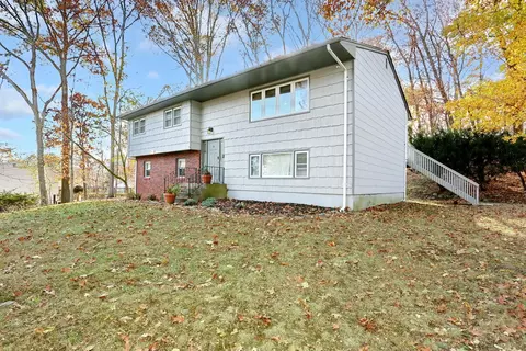 70 Regina Rd, Ramapo, NY 10901