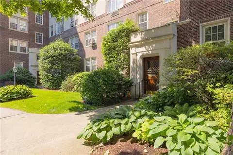 5 Tanglewylde Ave #6G, Bronxville, NY 10708