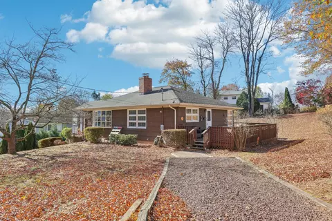 62 Lawrence St, Orangetown, NY 10983