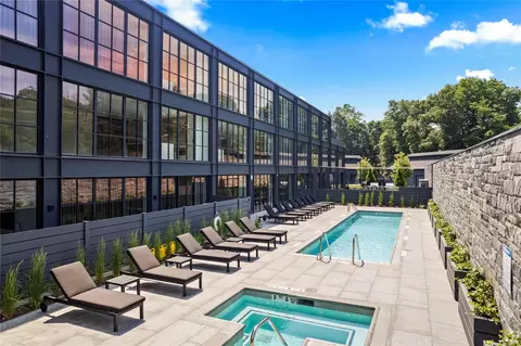 41 Richmondville Ave #102, Westport, CT 06880