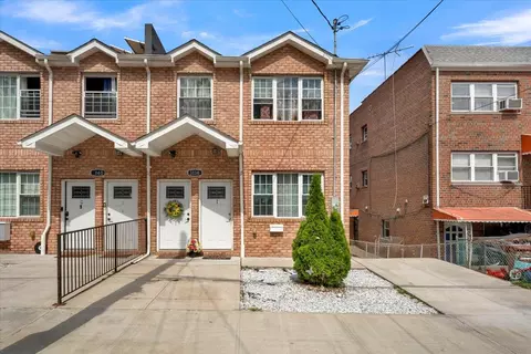 3136 Mickle Ave, New York, NY 10469