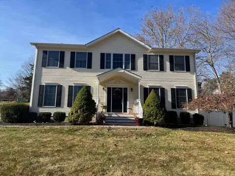 17 Prospect St, Stony Point, NY 10980