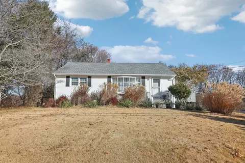 20 Lillian Dr, Ramapo, NY 10977