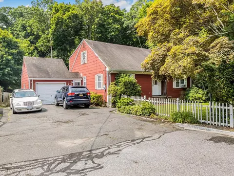 21 Clove Rd, White Plains, NY 10603