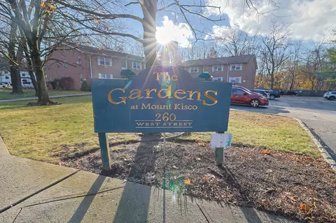260 West St #6B, Mount Kisco, NY 10549