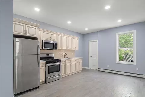 364 Barbey St, Brooklyn, NY 11207