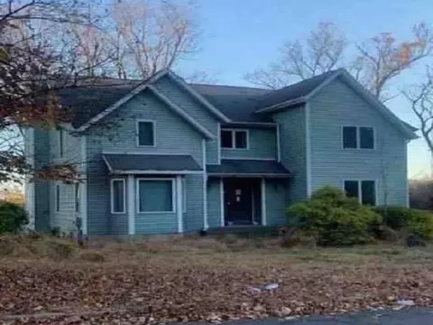 14 Poplar Rd, Mount Ivy, NY 10923