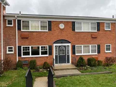 1879 Crompond Rd #B6, Peekskill, NY 10566