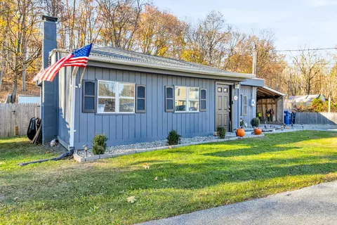16 Cedar St, Staatsburg, NY 12580