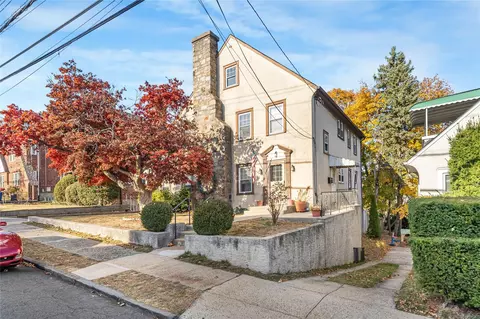 97 Greenvale Ave, Yonkers, NY 10703