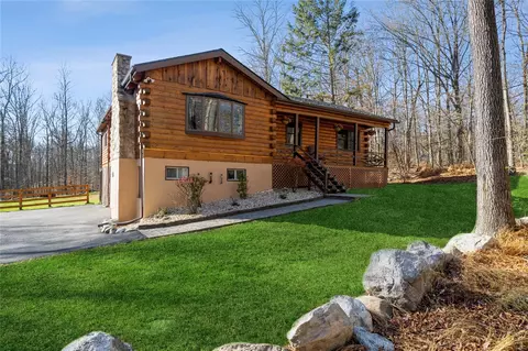 1216 Indian Springs Rd, Shawangunk, NY 12566