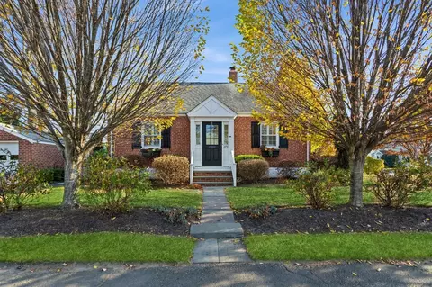 273 Oldfield Road Fairfield Ct, Fairfield, CT 06824
