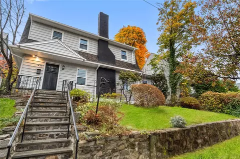 472 Warburton Ave, Yonkers, NY 10701