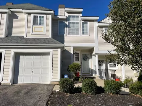 130 Delafield Ln, Newburgh, NY 12550