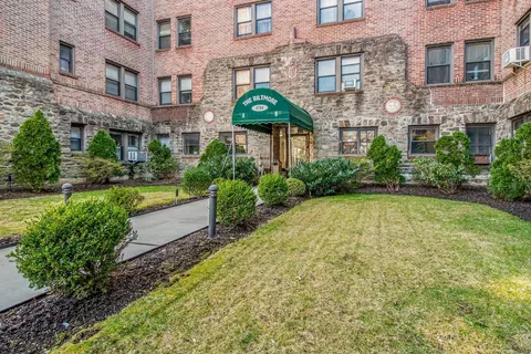 4784 Boston Post Rd #B55, Pelham, NY 10803