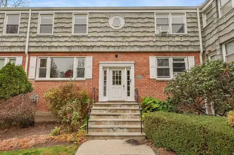 905 Palmer Ave #C2, Mamaroneck, NY 10543