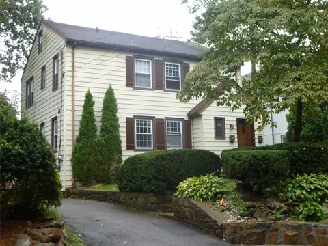 47 Gramatan Dr, Yonkers, NY 10701