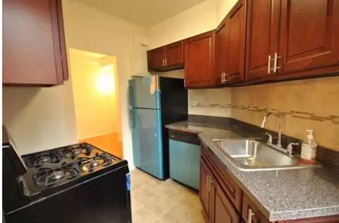 1938 E Tremont Ave #5C, New York, NY 10462