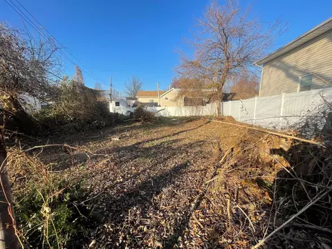 1025 Harding Park, New York, NY 10473