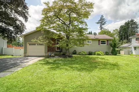 3 Allerton Ave, Middletown, NY 10940