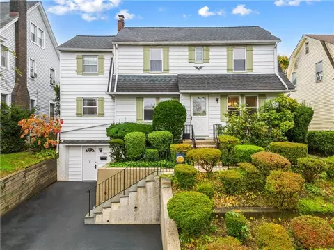 106 Robertson Ave, White Plains, NY 10606