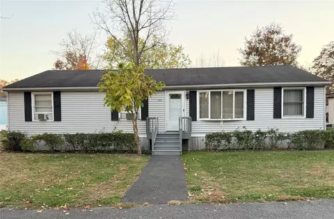 16 Bivona Ln #120, New Windsor, NY 12553