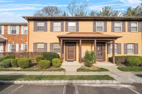 501 Jumano Ct, Ramapo, NY 10901