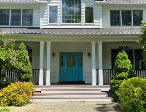 48 Farm Lake Ct, Carmel Hamlet, NY 10512