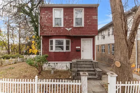 1121 Mile Square Rd, Yonkers, NY 10704