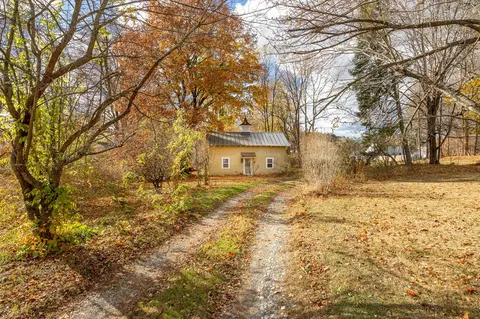 29 Elm Dr, Washington, NY 12545