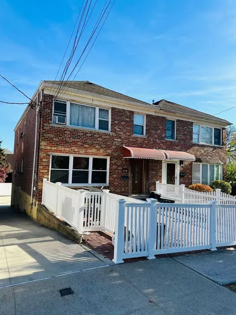 1454 Stadium Ave, New York, NY 10465