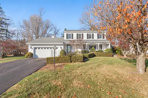 7 Sherrywood Rd, Wappinger, NY 12590