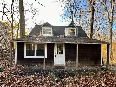 6 Hemlock Rd, Lewisboro, NY 10590