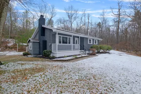 21 Laurel Ln, West Hurley, NY 12491