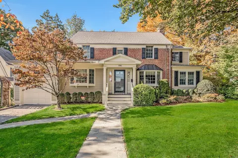 194 Delhi Rd, Greenburgh, NY 10583