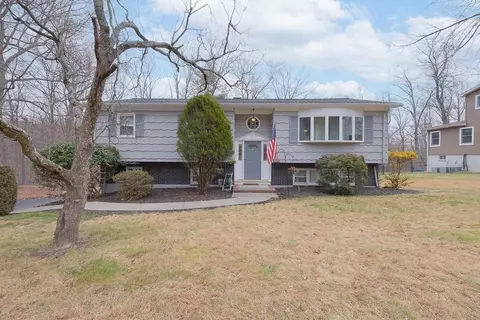 92 Buchanan St, Orangetown, NY 10965