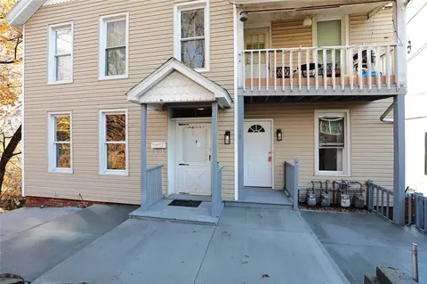 140 Spring St, Kingston, NY 12401
