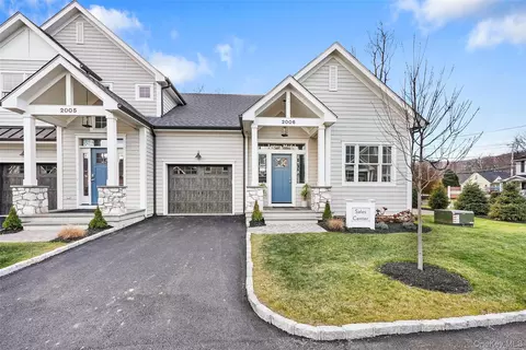 2040 Crompond Rd #12, Yorktown, NY 10598