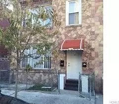 1703 Townsend Ave, New York, NY 10453