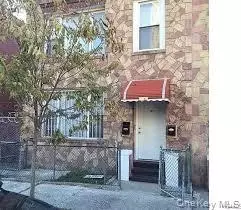 1703 Townsend Ave, New York, NY 10453