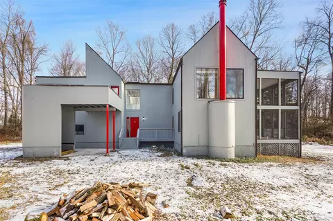 319 N Salem Rd, North Salem, NY 10560
