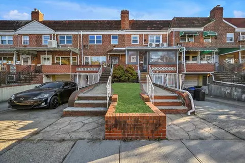 140-14 68th Dr, New York, NY 11367