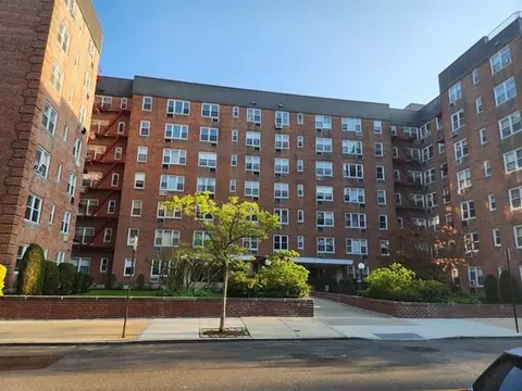 3 Sadore Ln #3H, Yonkers, NY 10710