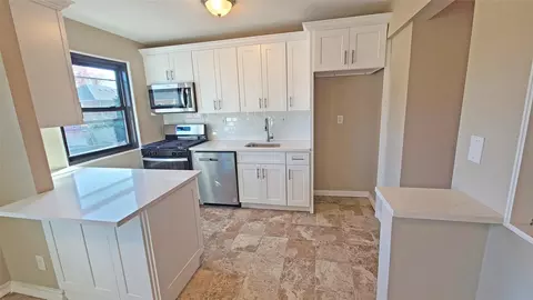 82-24 155 Ave #87, Howard Beach, NY 11414
