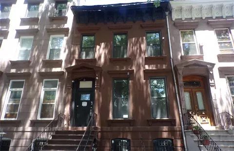 1555 Pacific St, Brooklyn, NY 11213