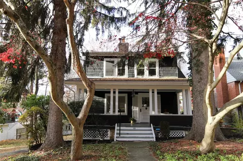 105 Rosehill Ave, Greenburgh, NY 10591