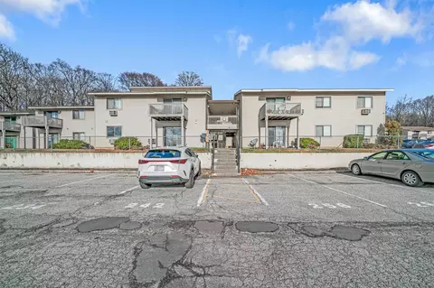 250 Concord Ln, Middletown, NY 10940