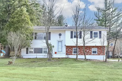 6 Glenmere Ct, Ramapo, NY 10952